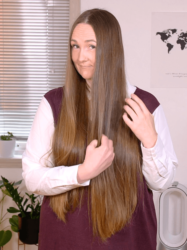 VIDEO - Veronica&#x27;s hair oiling