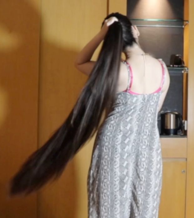 VIDEO - Neha