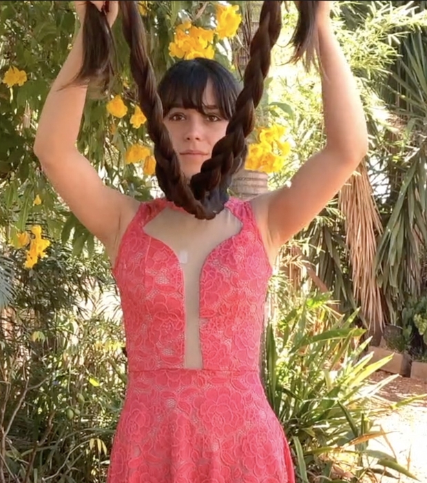 VIDEO - Stefany, the summer Rapunzel