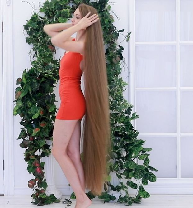 VIDEO - Lower calf length hair