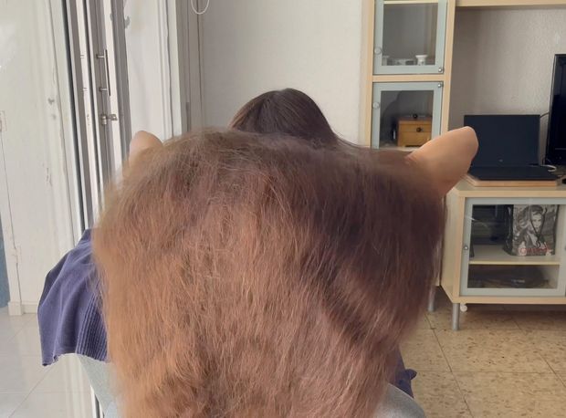 VIDEO - Thick and elegant hair bun display