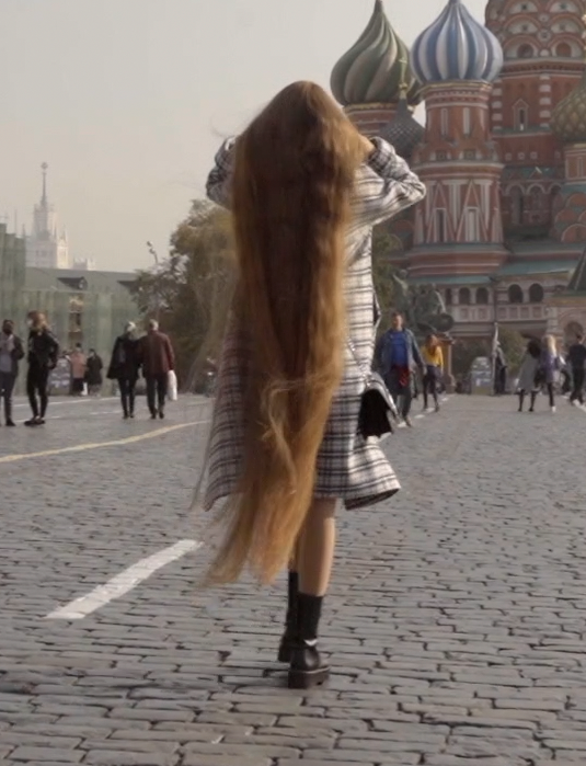 VIDEO - Rapunzel in the city