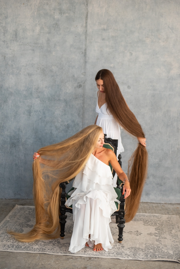 PHOTO SET - Hair play paradise photoshoot