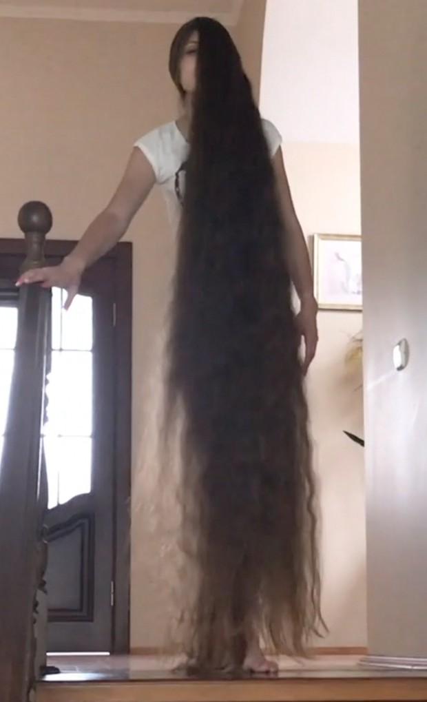 VIDEO - Hair stair