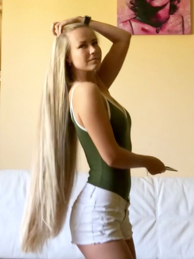 VIDEO - Long, healthy hair is the best!
