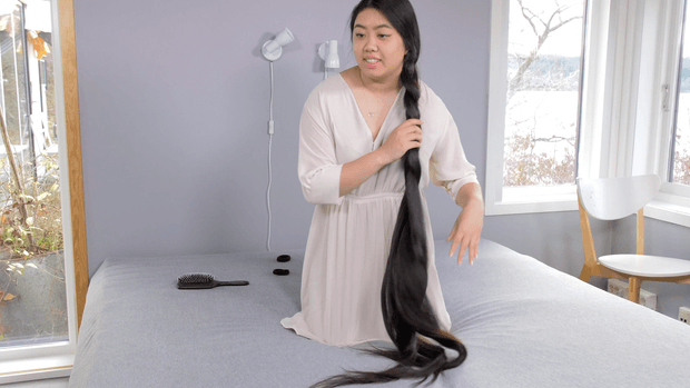 VIDEO - Tons of hair and a very long braid