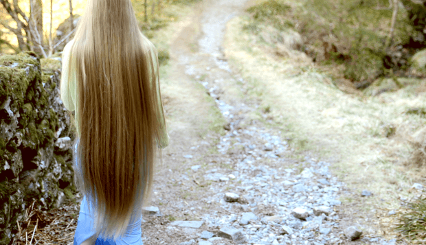 VIDEO - Rapunzel and her friend&#x27;s forest walk