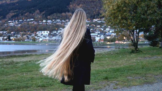 VIDEO - The evening stroll