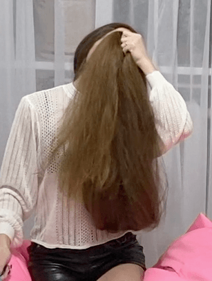 VIDEO - Endless fun with endless hair