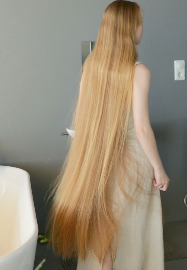 VIDEO - Rapunzel&#x27;s house tour