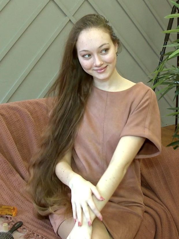 VIDEO - A beautiful, voluminous mane with a wonderful scent