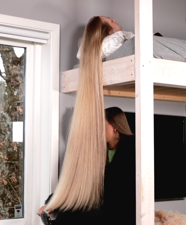 VIDEO - Celina playing with super long blonde hair