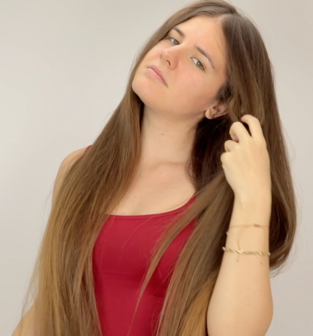 VIDEO - Massive ponytail and thick pigtails