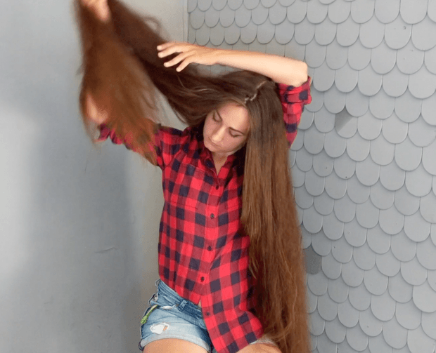 VIDEO - Massive hair deluxe