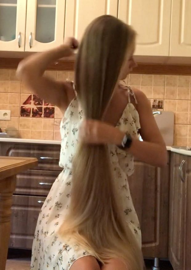 VIDEO - Julia in the kitchen