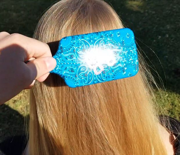 VIDEO - Blonde hair heaven