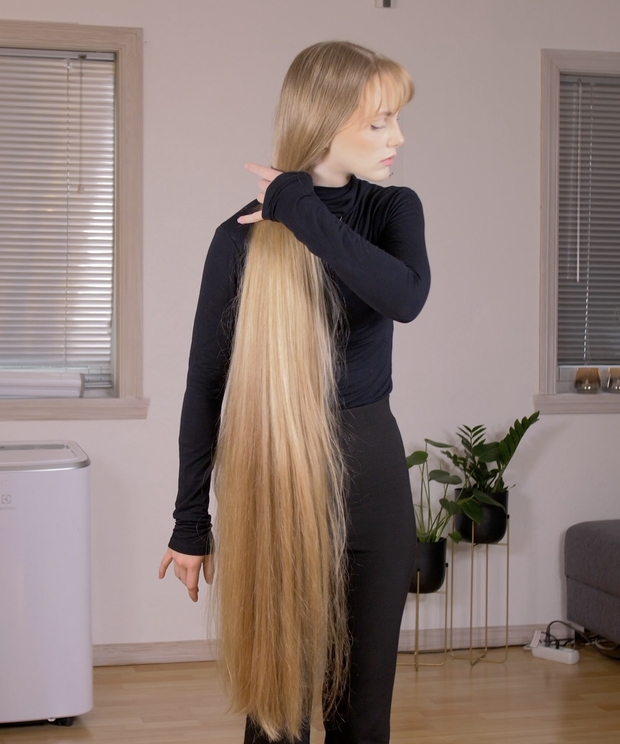 VIDEO - The big braid and ponytail