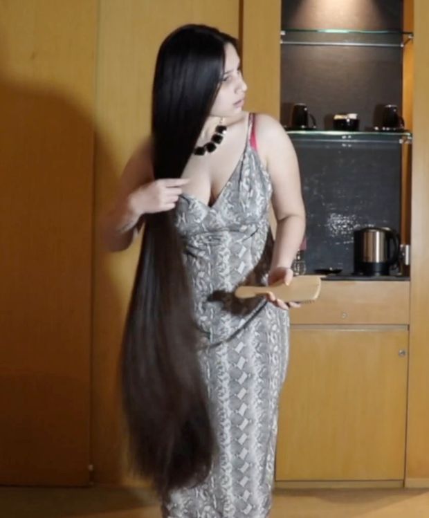 VIDEO - Neha