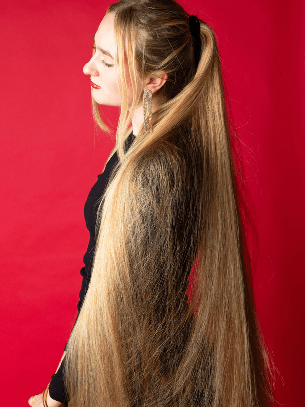 PHOTO SET - One big ponytail photoshoot