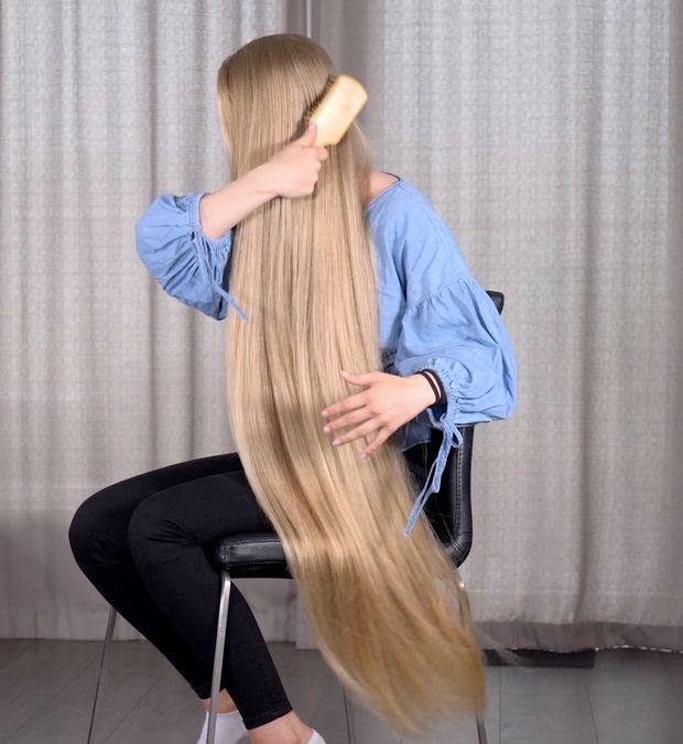 VIDEO - The perfect hair brushing