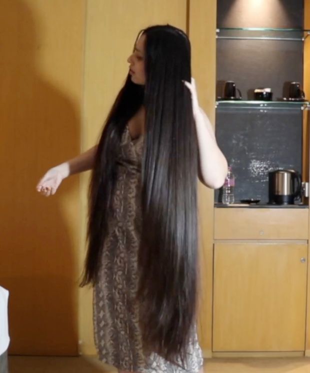 VIDEO - Neha