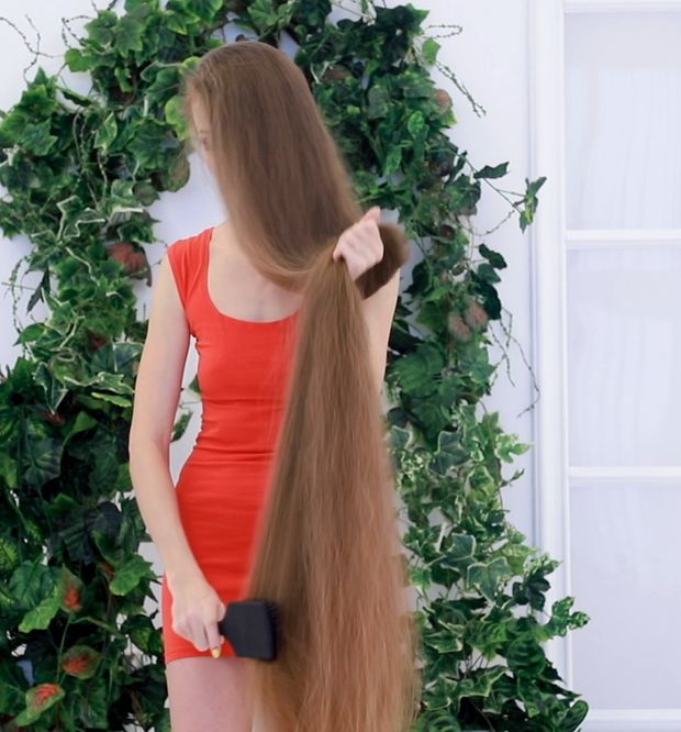 VIDEO - Lower calf length hair