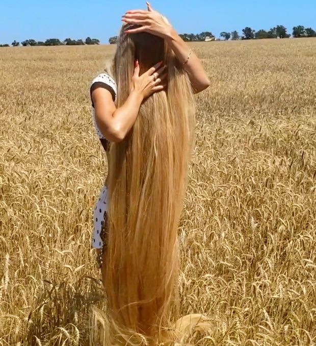 VIDEO - Fields of hair