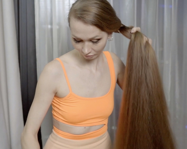 VIDEO - Super silky hair after a wash