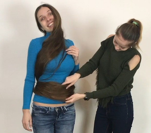 VIDEO - Longer than floor length