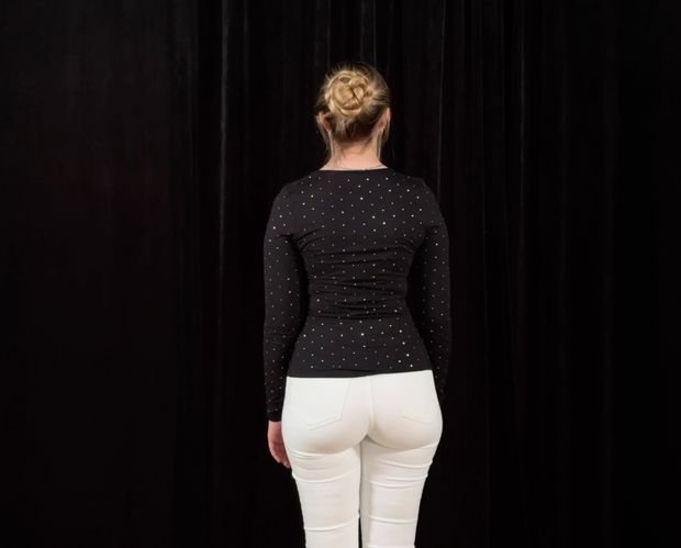VIDEO - Braids and buns display