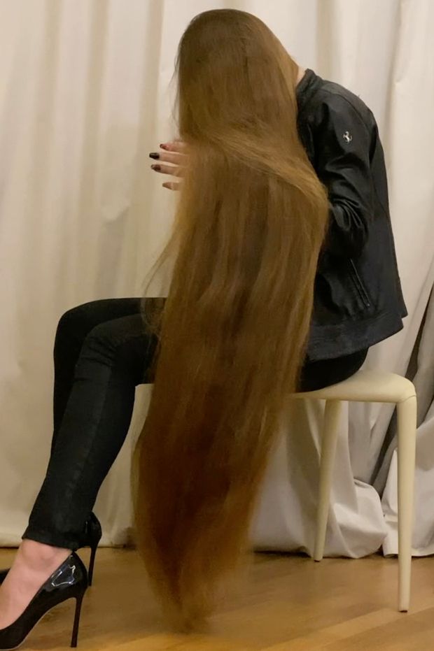 VIDEO - The hair lady