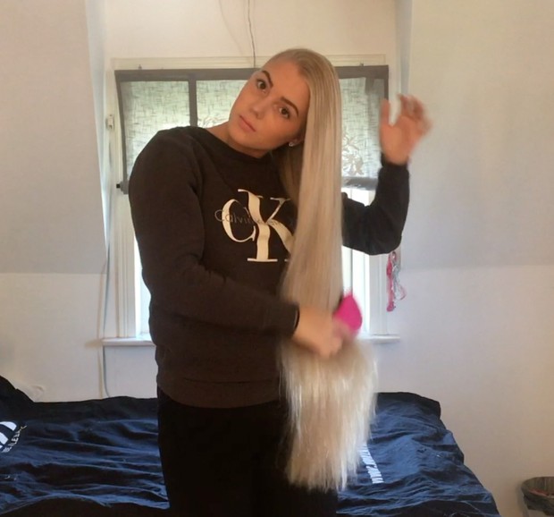 VIDEO - Swedish blonde braids