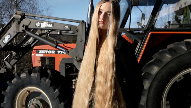 VIDEO - The Tractor