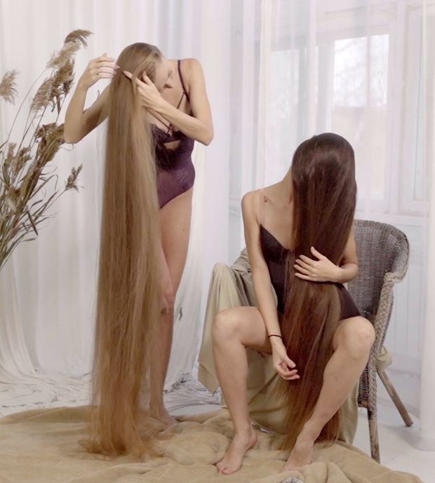VIDEO - Seeing double