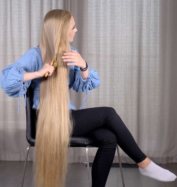 VIDEO - The perfect hair brushing