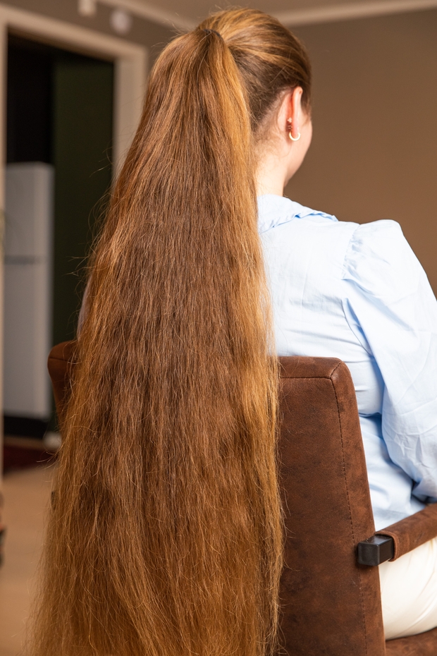 PHOTO SET - Still got that massive hair photoshoot