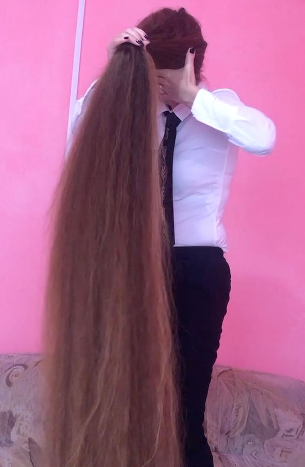 VIDEO - Too long for the camera