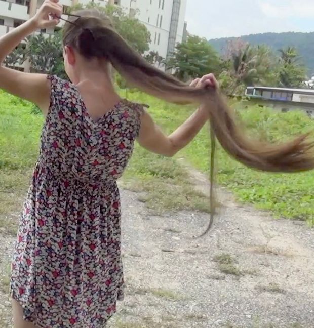 VIDEO - From a big braid to a big mane