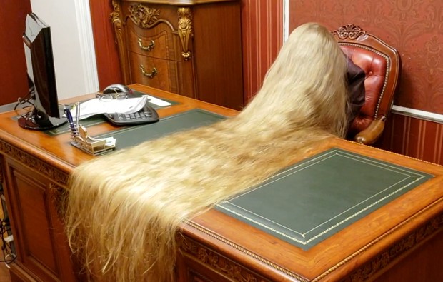 VIDEO - Business Rapunzel
