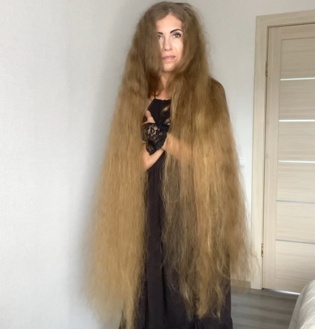 VIDEO - The softest hair in town