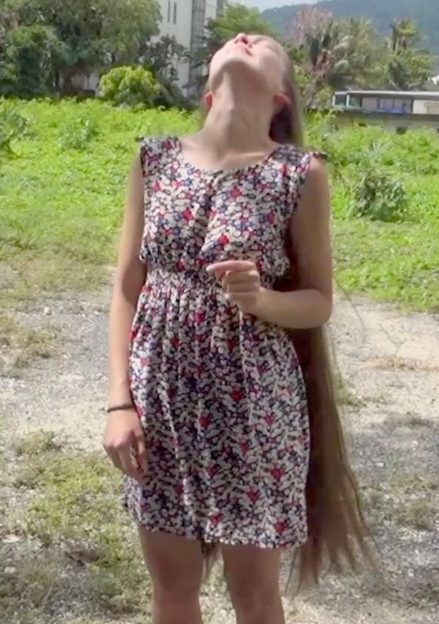 VIDEO - From a big braid to a big mane