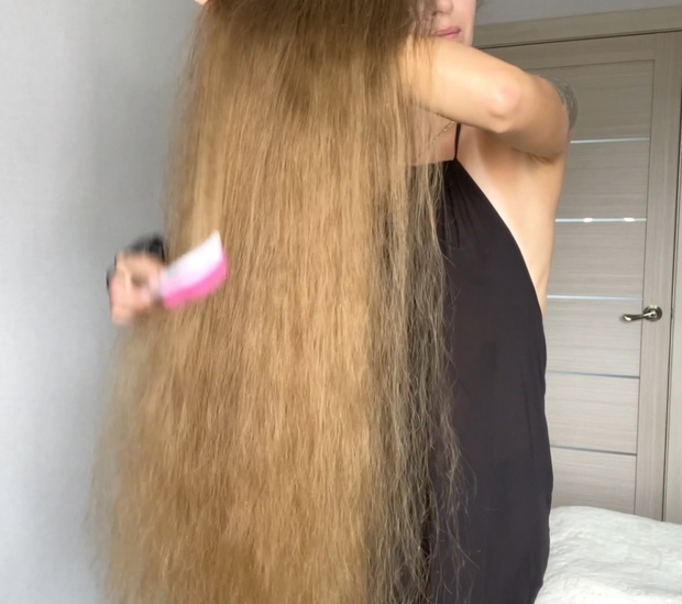 VIDEO - The softest hair in town