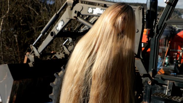VIDEO - The Tractor