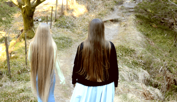 VIDEO - Rapunzel and her friend&#x27;s forest walk