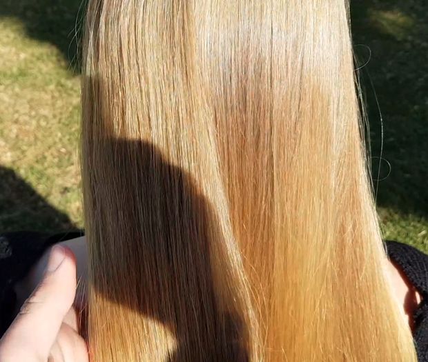 VIDEO - Blonde hair heaven