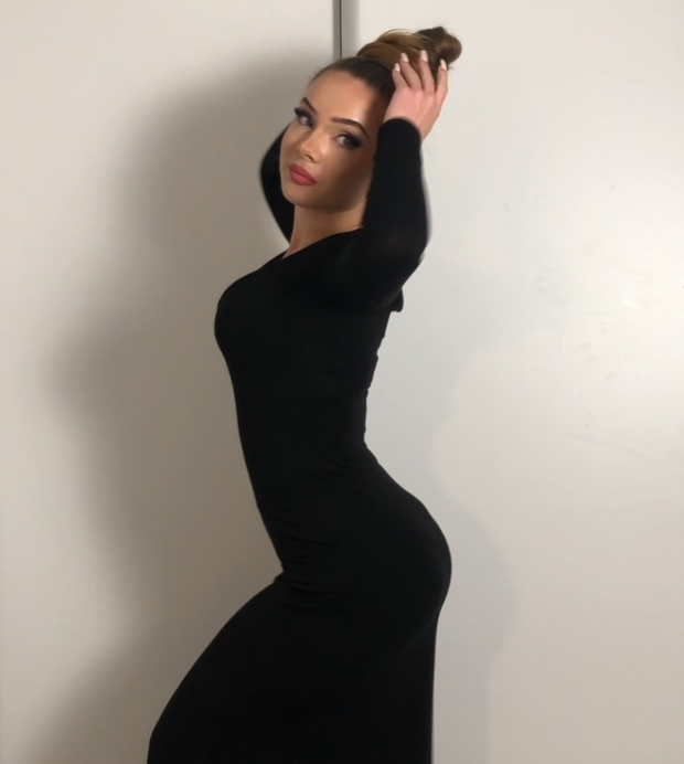 VIDEO - Super elegant ponytail display