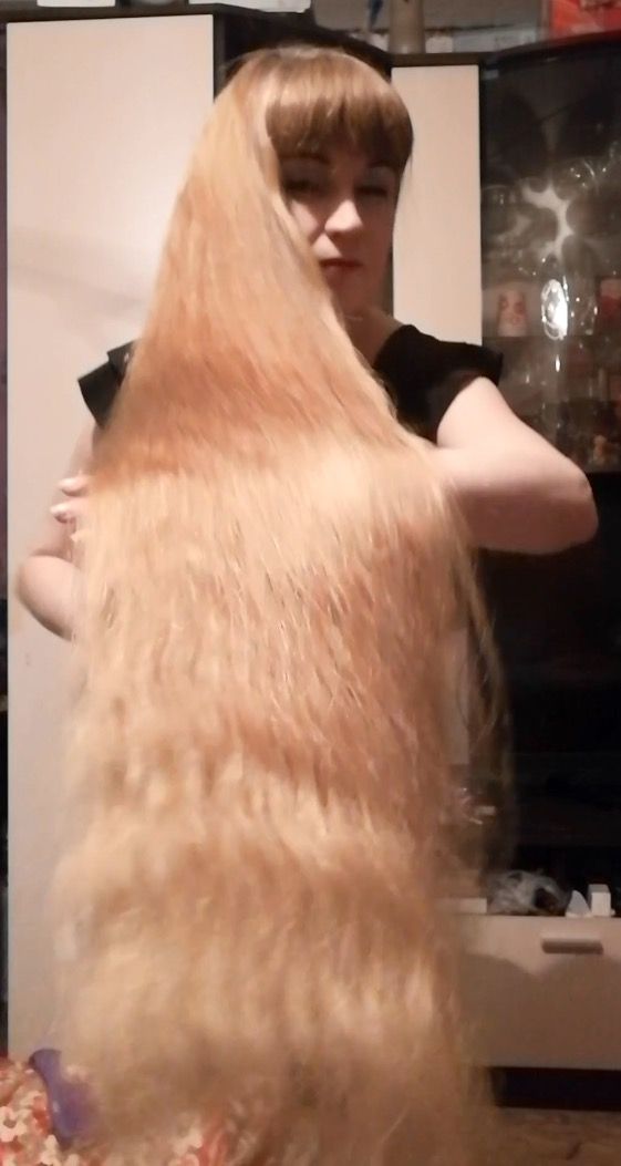 PHONE VIDEO - Yet another Elena