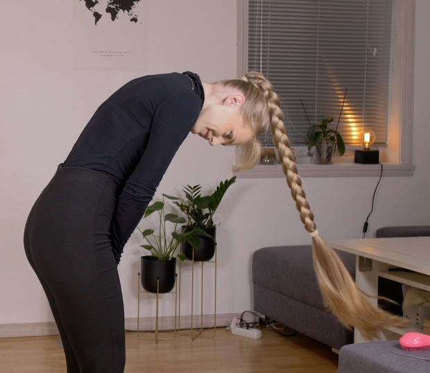 VIDEO - The big braid and ponytail