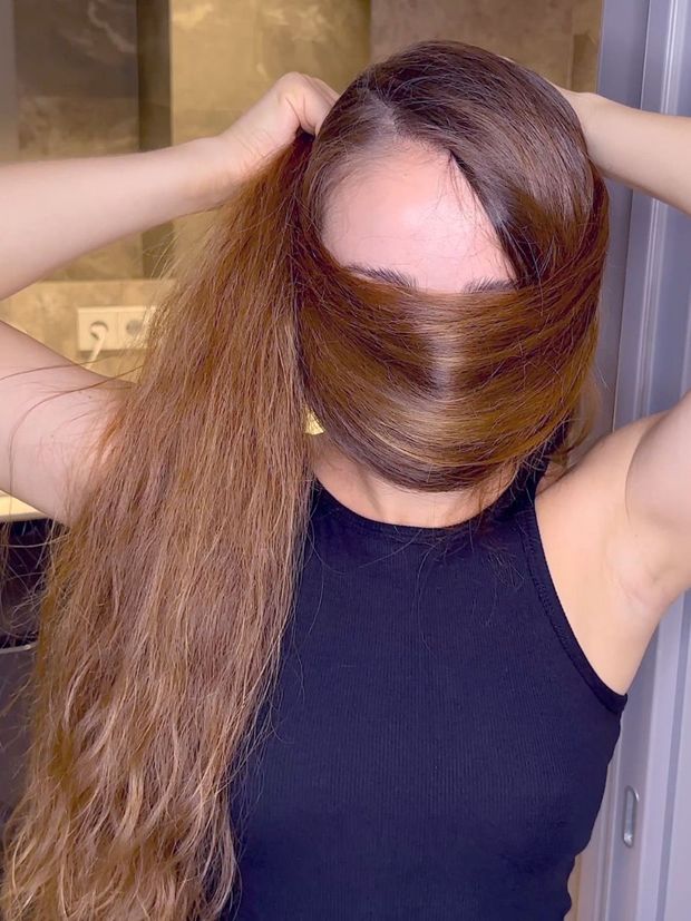 VIDEO - Enormous hair deluxe