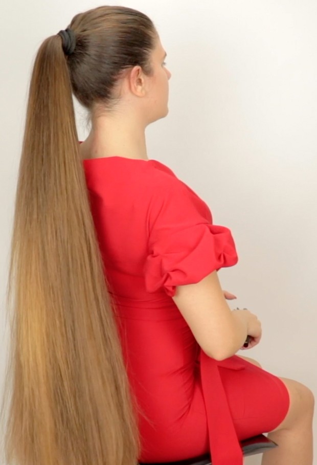 VIDEO - Tight, high ponytail